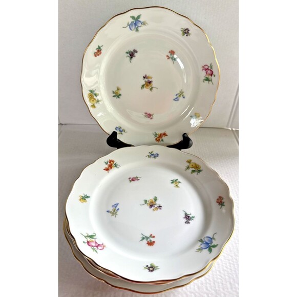 4 Hutschenreuther Mirabell Maria Theresa Porcelain Floral Salad Plates 7.5" - Picture 1 of 5